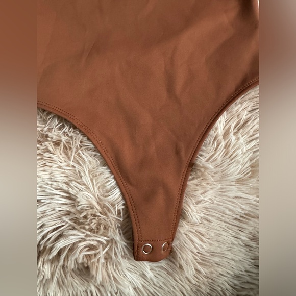 Good American body suit - Picture 2 of 5